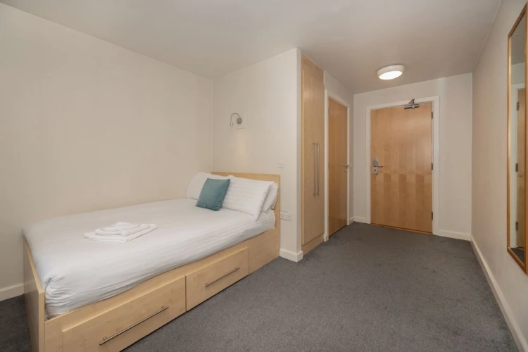 Standard Single room