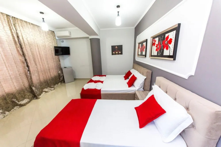 Hotel Kapllani