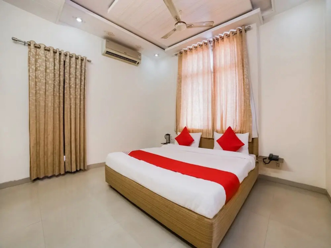 Oyo 37396 Q K Hotel