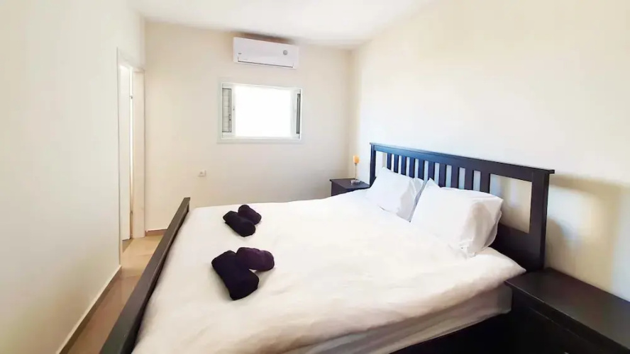Charming 3bdr apt with sea view B5