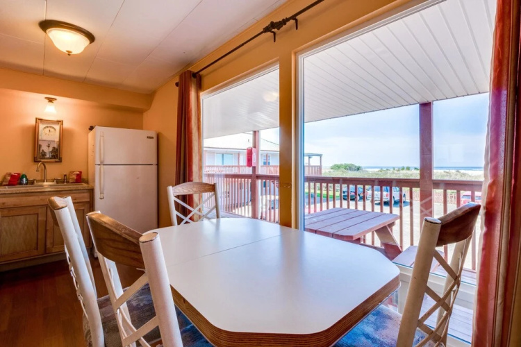 Getaway Oceanfront Lodging
