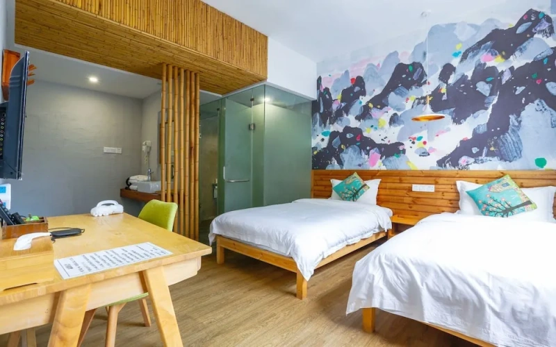 2 Bedrooms Suite