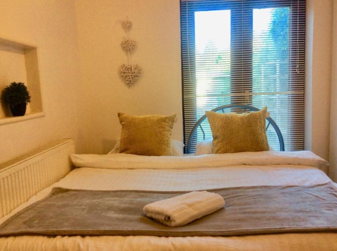 Standard Double Basement room
