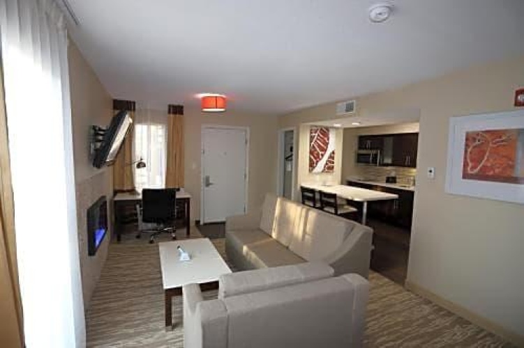 2 Bedrooms Twin Suite