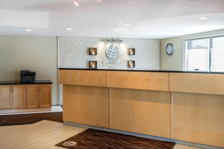 Comfort Inn Airport North Bay photo 23