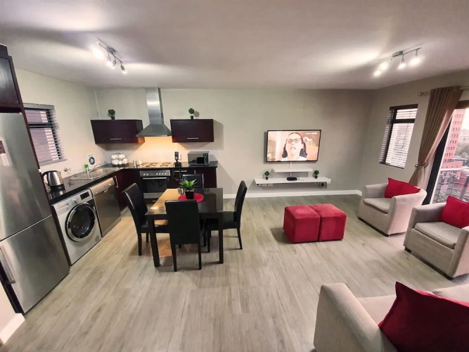 1 Bedroom Apartment with balcony and with mountain view