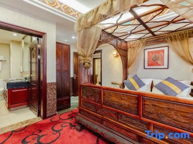 Double Suite