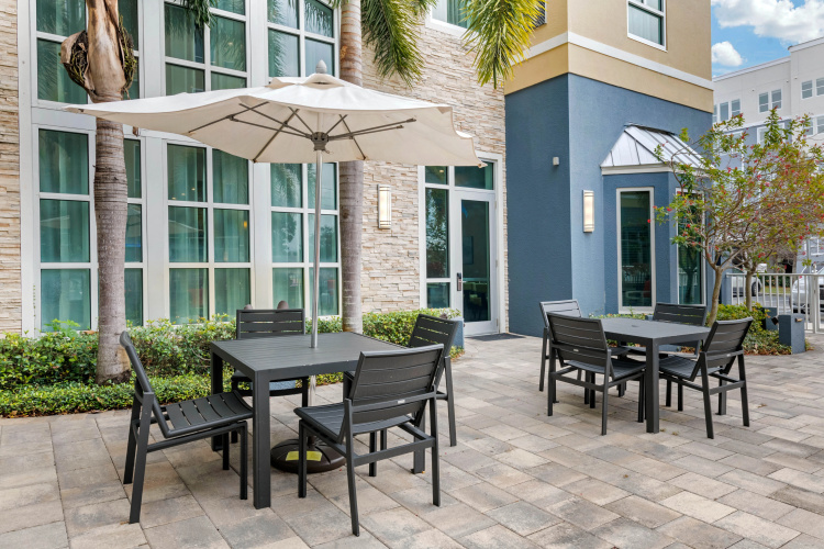 Staybridge Suites St. Petersburg Downtown photo 27