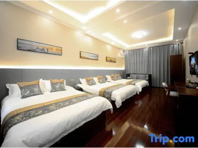 Classic Triple room