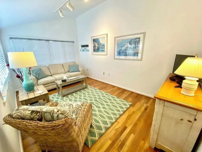 Park Avenue 105