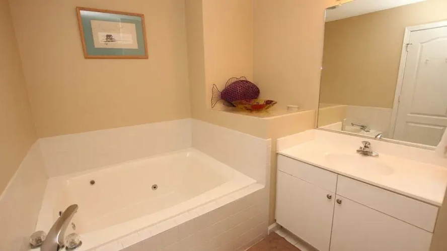 Beach Ball Villa 1121 - 4 Br Home
