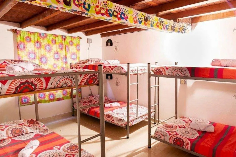 Hostal Monet`s Poblado