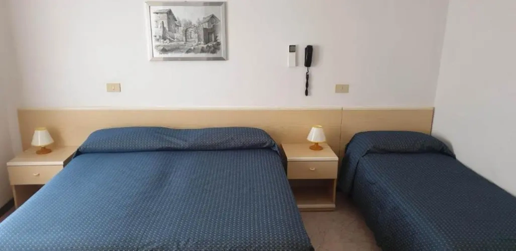 Economy Triple room