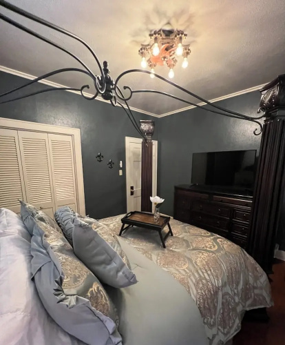 Opus House