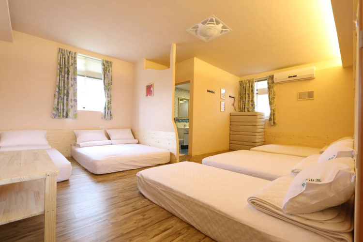 Longtian Hill B&B
