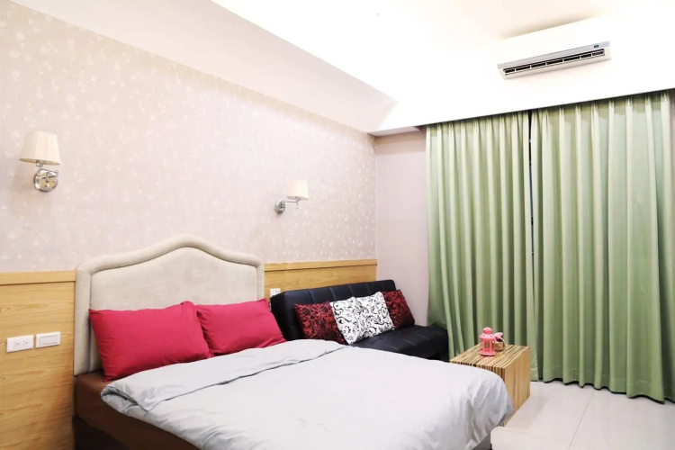 Q Square Apartment D