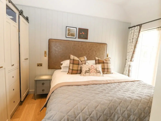 Hilton Cottage