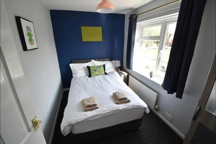 3-Bedroom Comfy Home in Solihull