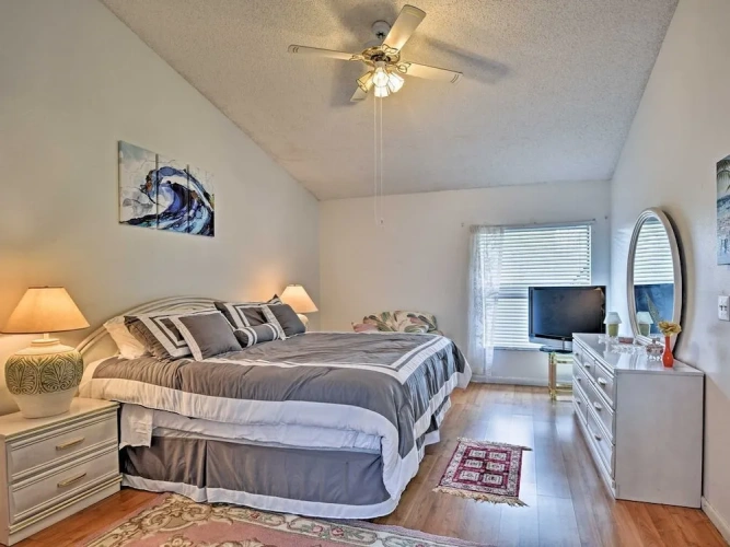 3 Bedrooms Quadruple Cottage