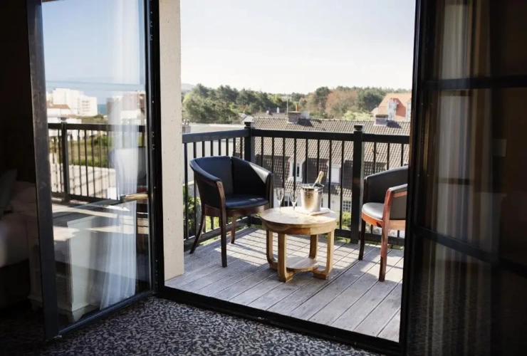 Standard Triple room with balcony