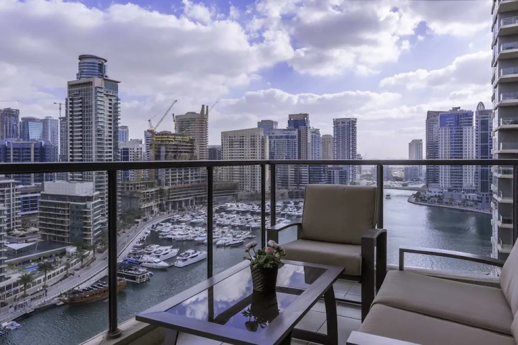 Splendid Apt With Breathtaking Dubai Marina View! - Image 4