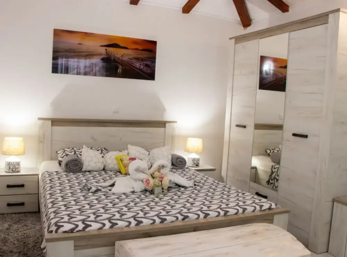 Authentic Dalmatian Treasure Homes