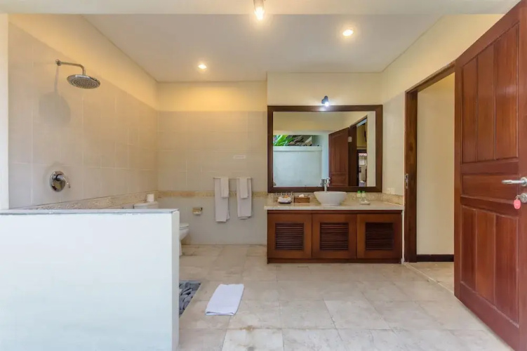 Villa Santhi