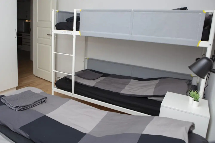Mørk Apartments