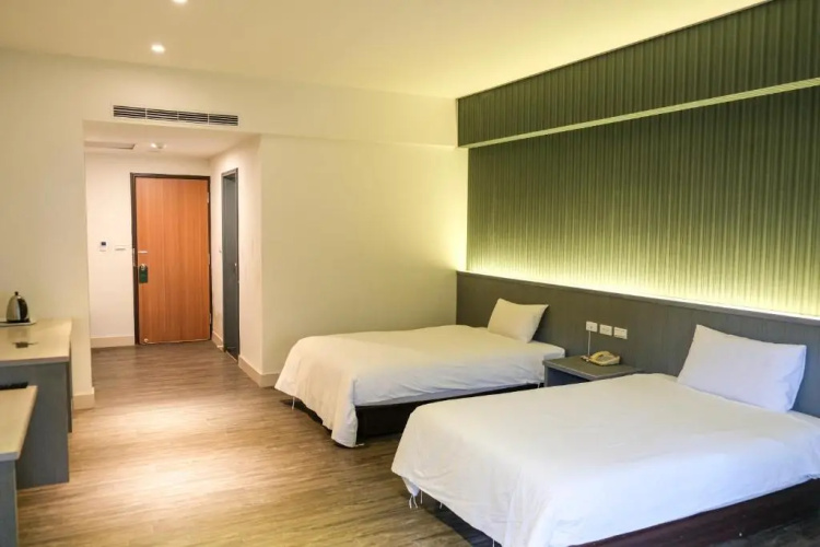 Koi Lake Hotel