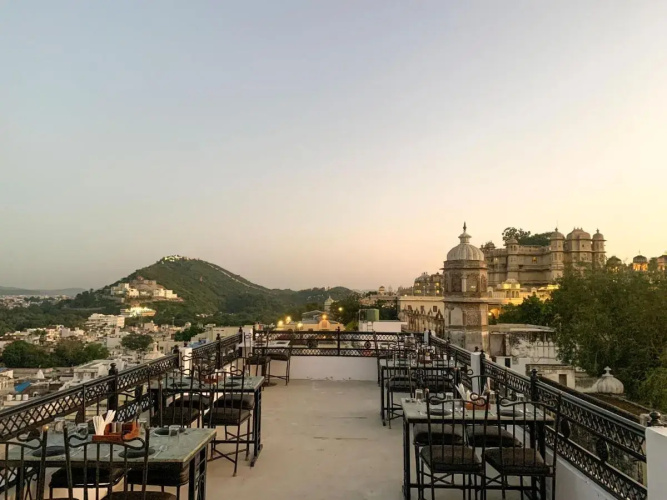 Pine Haveli