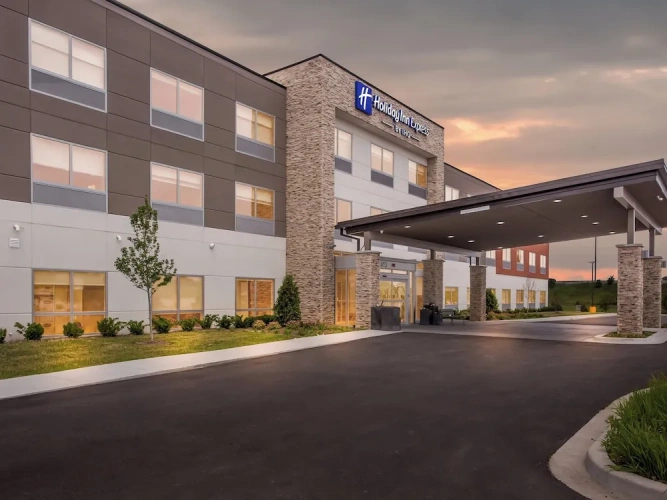 Holiday Inn Express Peotone