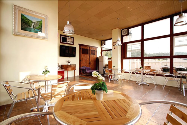 Buan Coffe Prince Pension