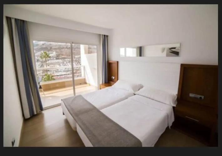 1 Bedroom Apartment with balcony