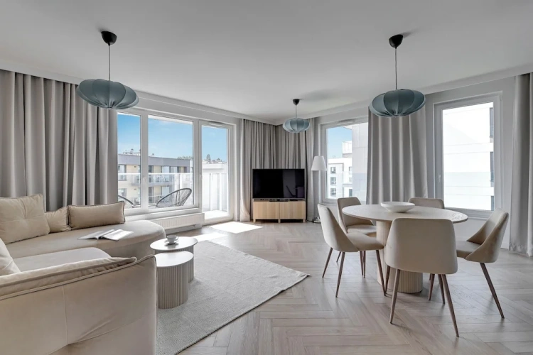 Family Apartment with balcony
