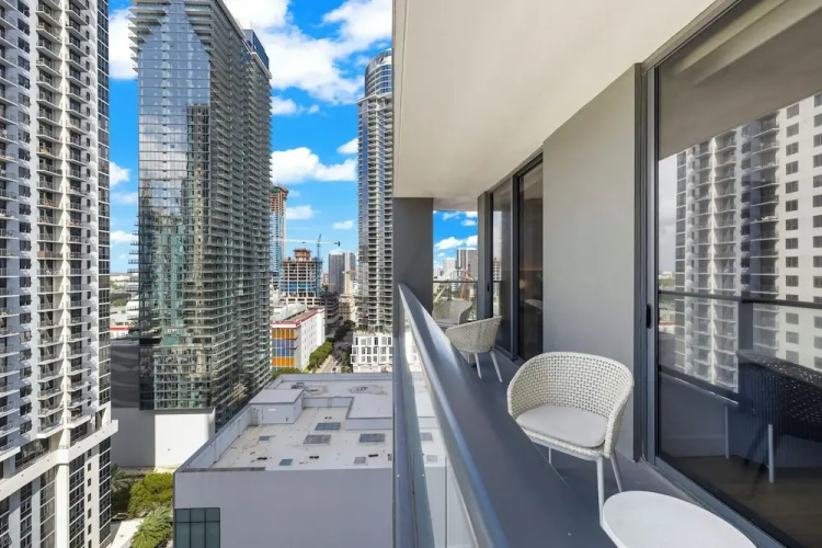 Miami Luxury 2BR with Panoramic Views