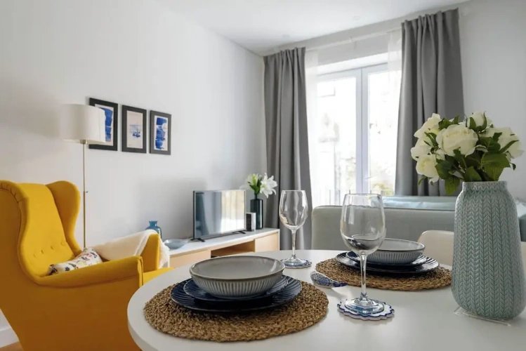 1 Bedroom Apartment