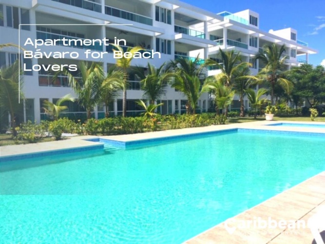 Apartment with pool view