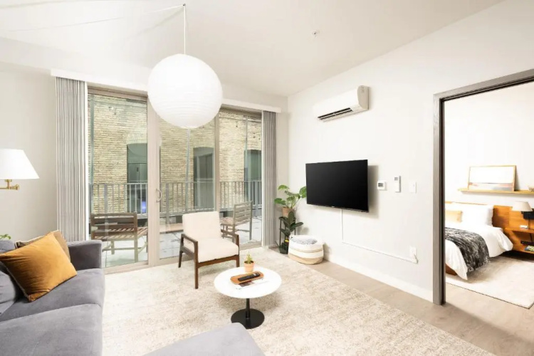 Flexhome Walker's Point 1BR Q2