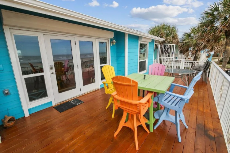 Beachfront Seashell by Ryson Vacation Rentals