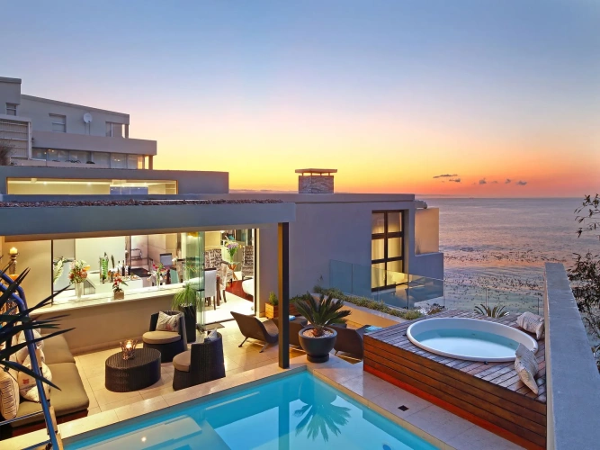 Luxury Suite with balcony and with view