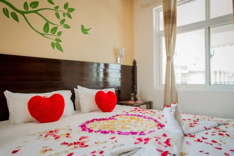 Deluxe Double Suite with garden view