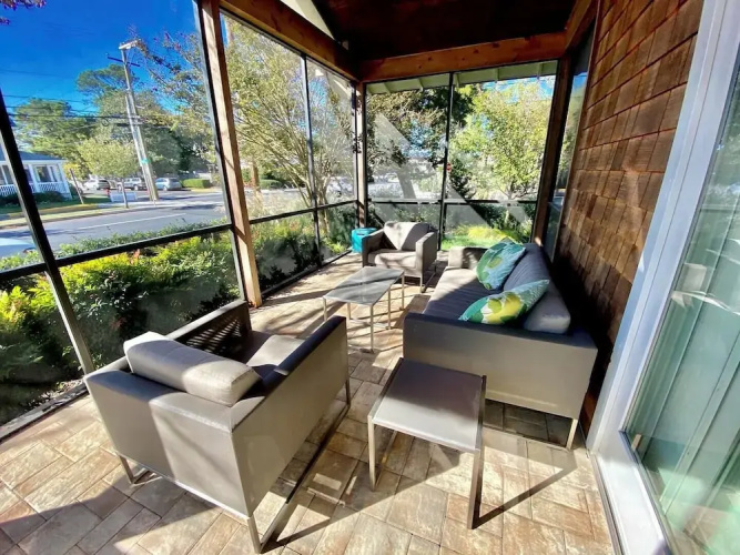 Bayard Avenue 300