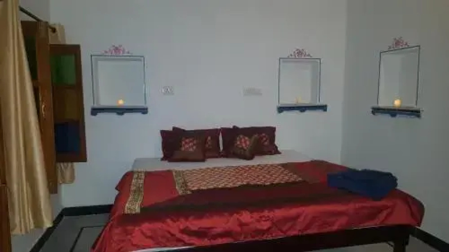 Hari Niwas Guest House