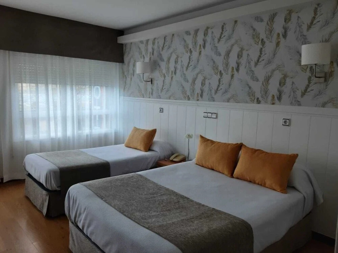Hotel Almirante