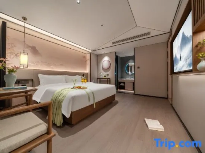1 Bedroom Suite