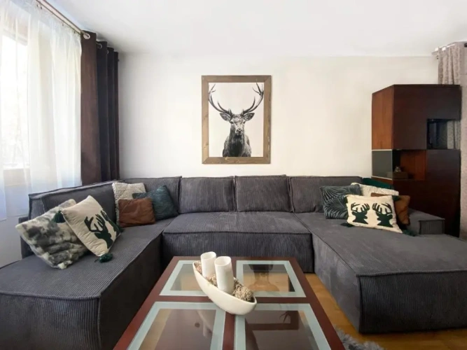 2 Bedrooms Apartment