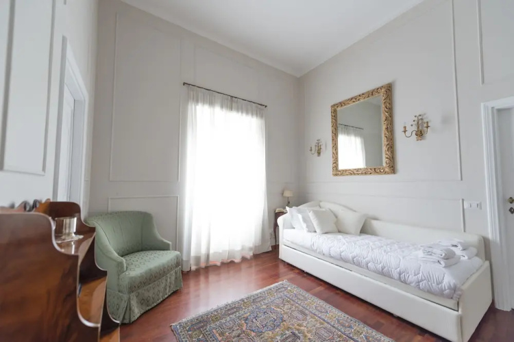 Rent In Rome - Appartamento Frezza