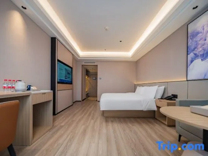 Standard Double room with view