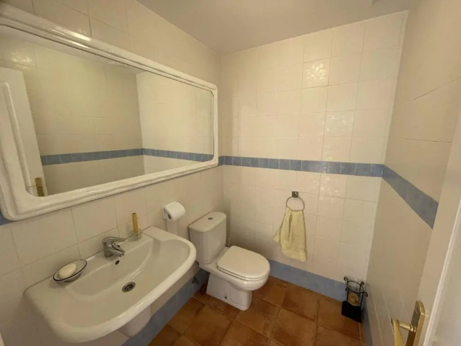 Lovely 3 bed house with communal pool and views
