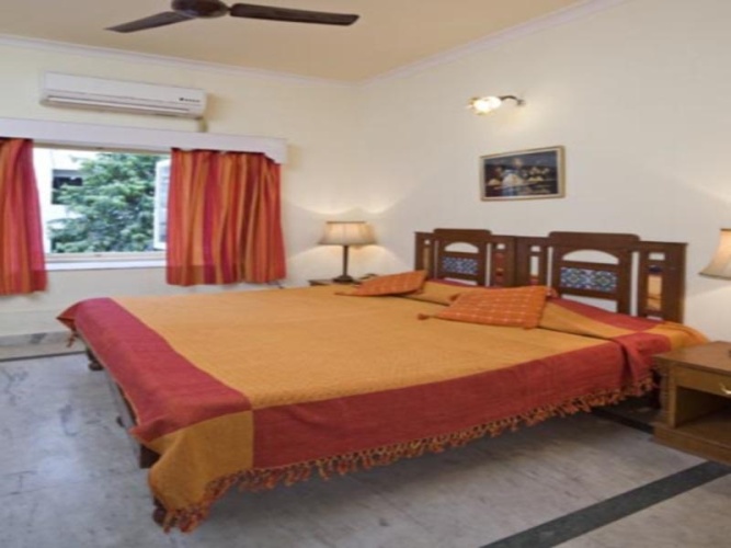 Deluxe Double room with view